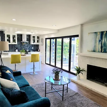 Vanellie House-Huntington Beach 3Beds-2Baths